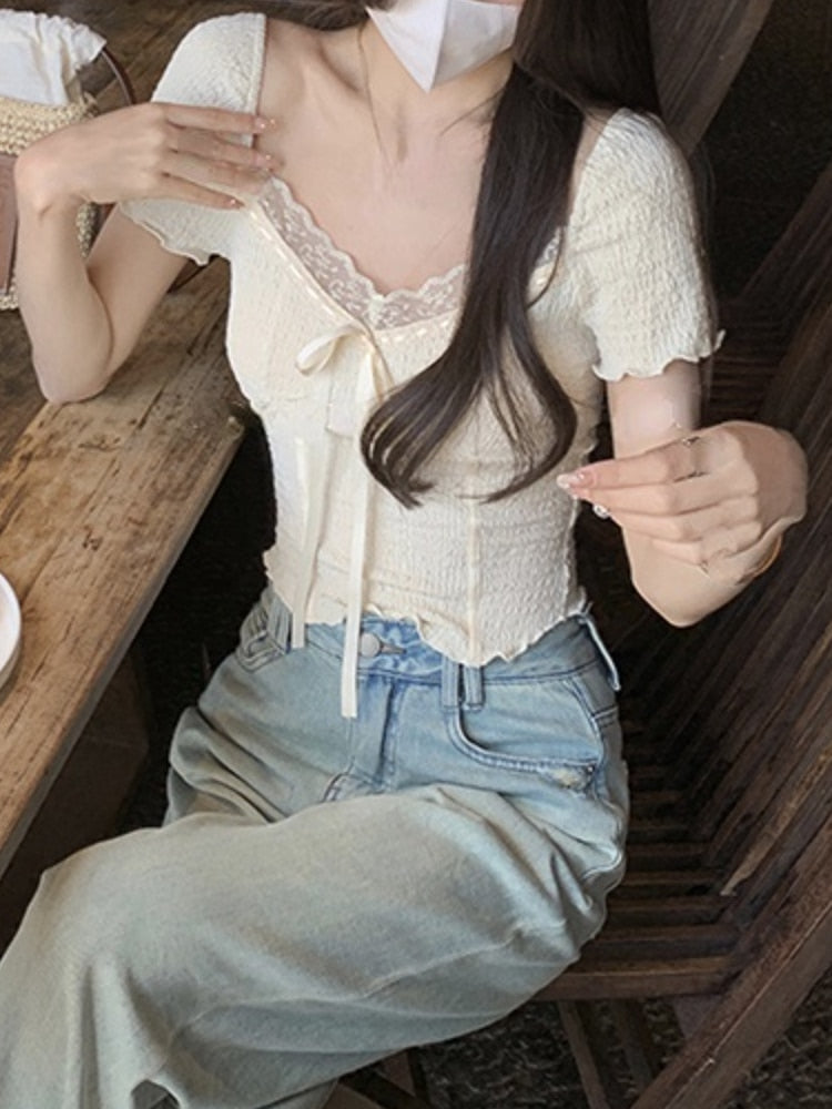 Beżowy crop top