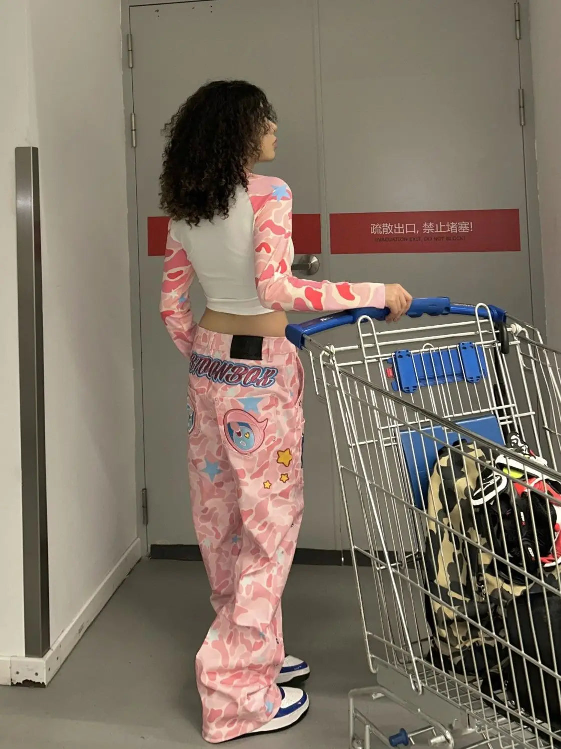Jeansy w stylu baggy