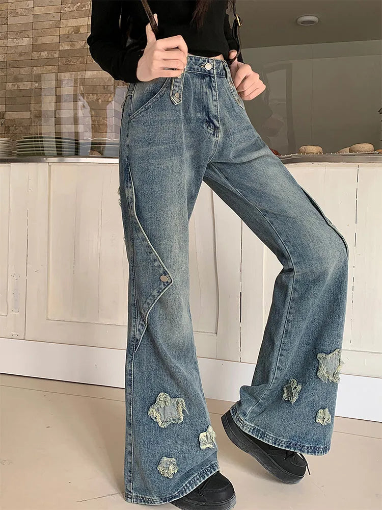 Jeansy typu flare